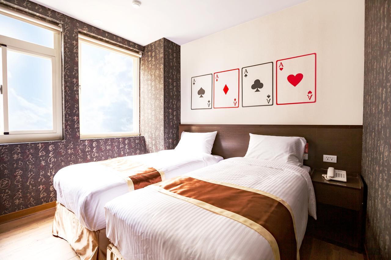 A Ace Hotel Taichung Exterior foto
