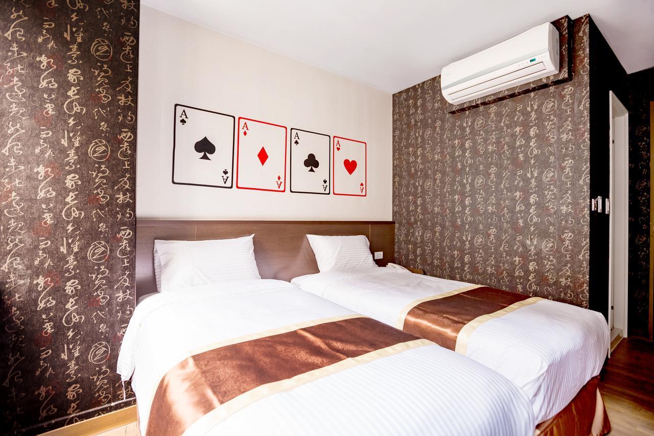 A Ace Hotel Taichung Exterior foto