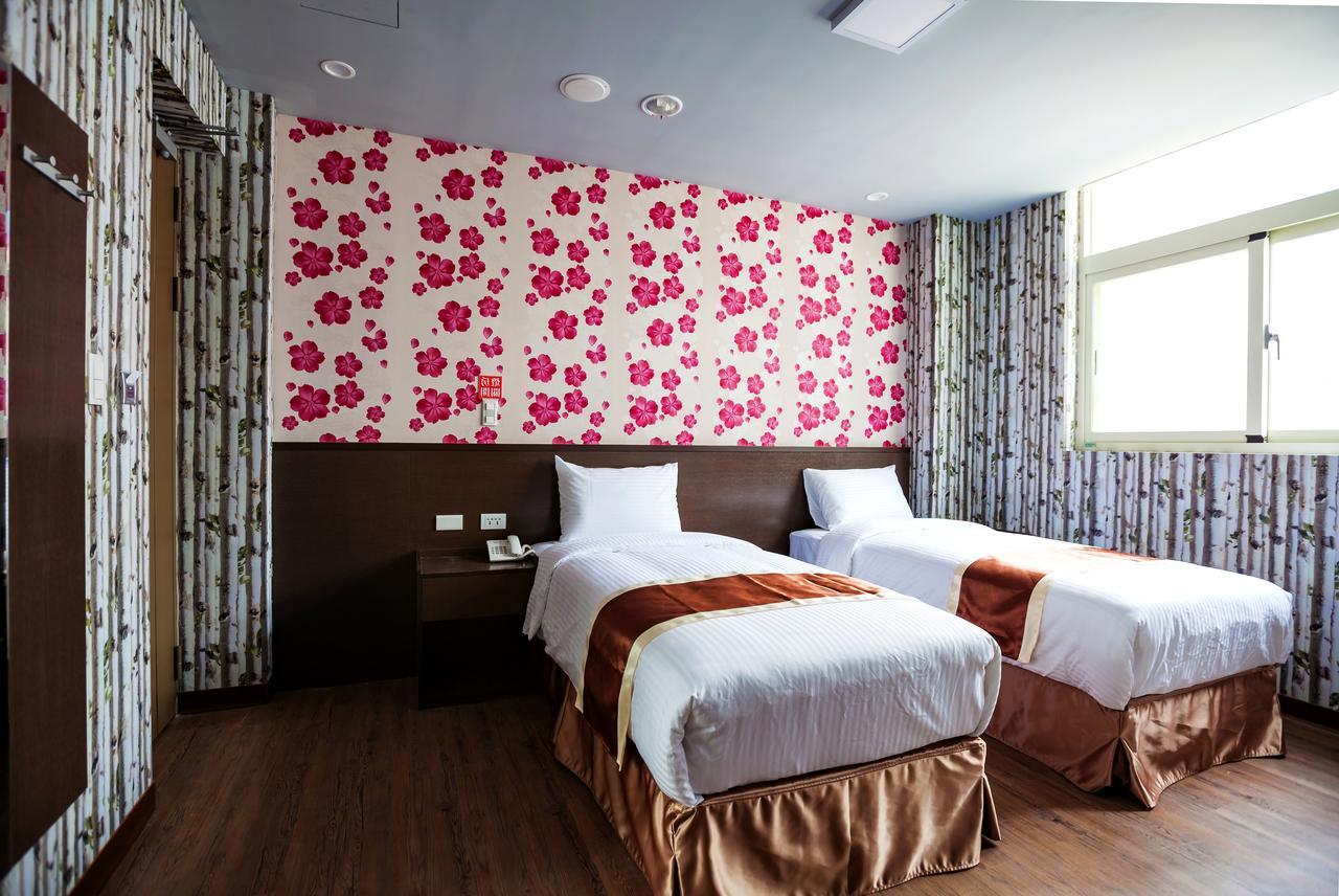 A Ace Hotel Taichung Exterior foto