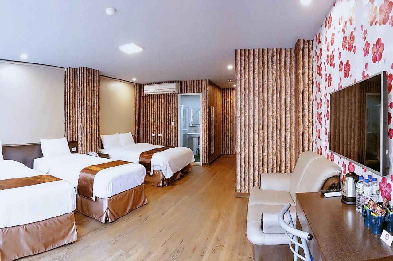 A Ace Hotel Taichung Exterior foto